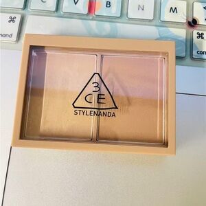 3CE (3 Concept Eyes) Dual Shade Contour Palette